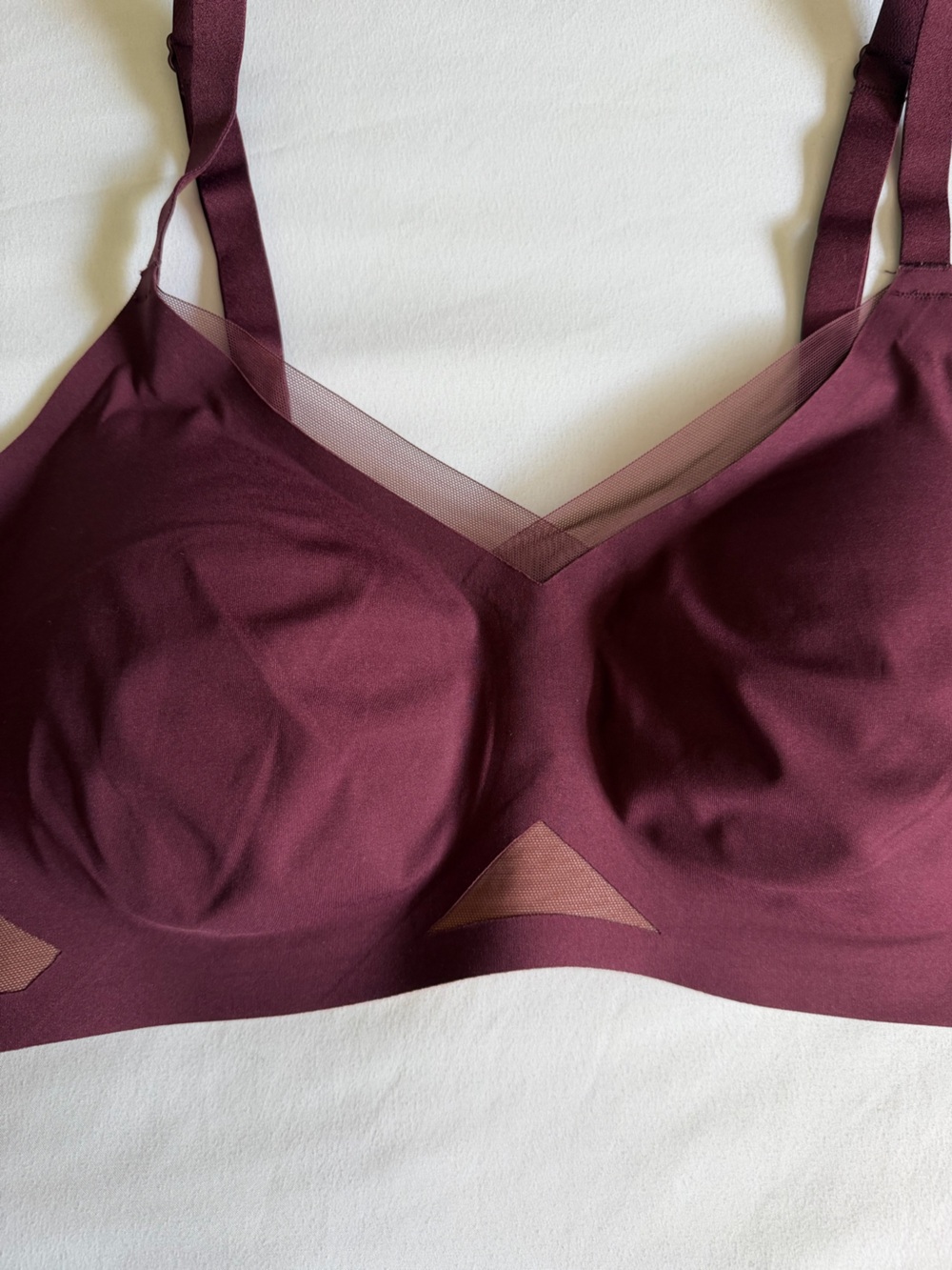 Honeylove Burgundy CrossOver Mesh Wireless Smoothing Bra - Picture 6 of 13